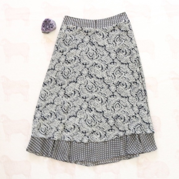 Vintage | Liz Claiborne Paisley Midi Skirt - Picture 3 of 6